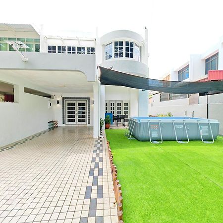 527 Beachhouse L 5 Bedroom With Swimming Pool - 3Min Walk To The Beach Tanjung Bungah  Zewnętrze zdjęcie
