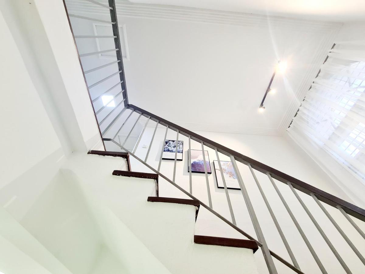 527 Beachhouse L 5 Bedroom With Swimming Pool - 3Min Walk To The Beach Tanjung Bungah  Zewnętrze zdjęcie