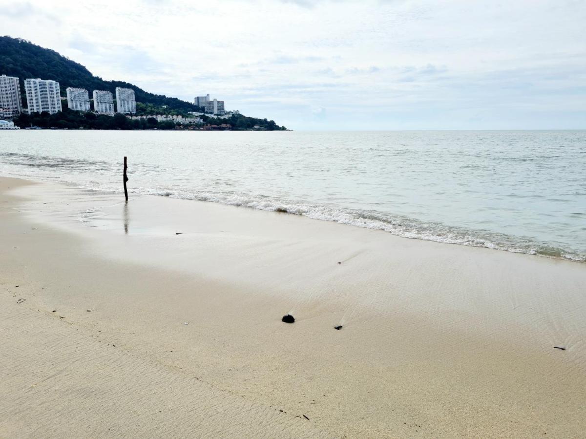 527 Beachhouse L 5 Bedroom With Swimming Pool - 3Min Walk To The Beach Tanjung Bungah  Zewnętrze zdjęcie